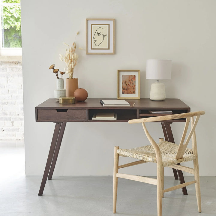 Astrid Study Desk