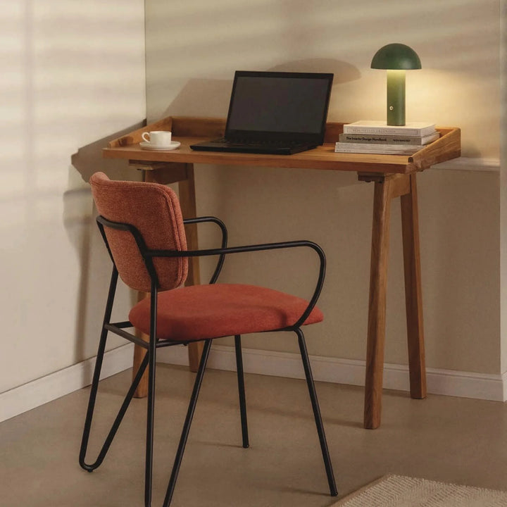 Lumina Study Desk